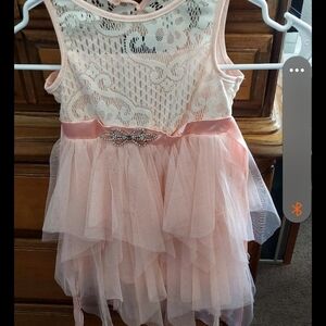 Girls dress